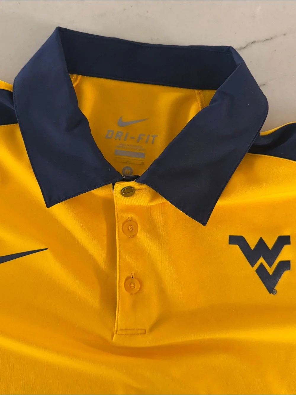 WVU Nike Golf Polo Medium West Virginia Mountaineers Big 12 Yellow